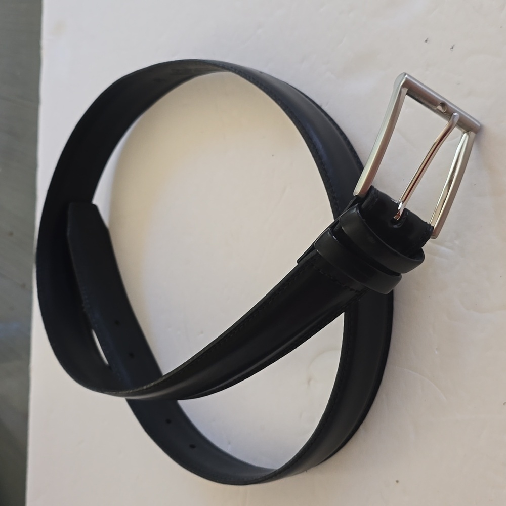 Mens Black Leather Silver Buckle Belt New! Sz.38